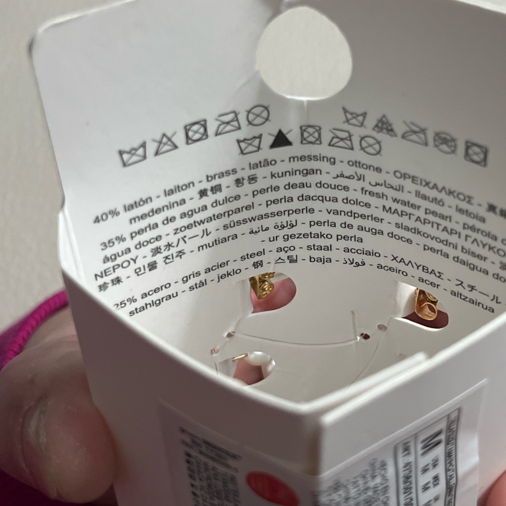 NWT - Zara 2 Sets of Fresh Water Pearl Earrings - Picture 5 of 5